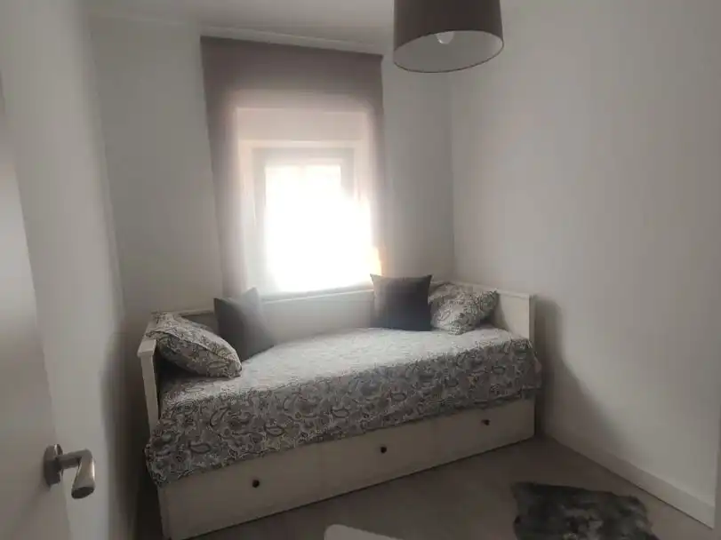 Bedroom of Flat for sale in Madrid  with Terrace, Storage room and Washing machine