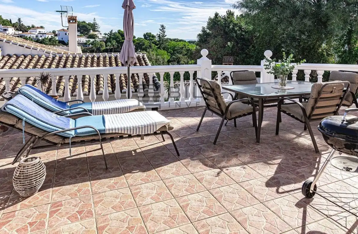 Chalet con piscina en venta en Calahonda, imagen 8