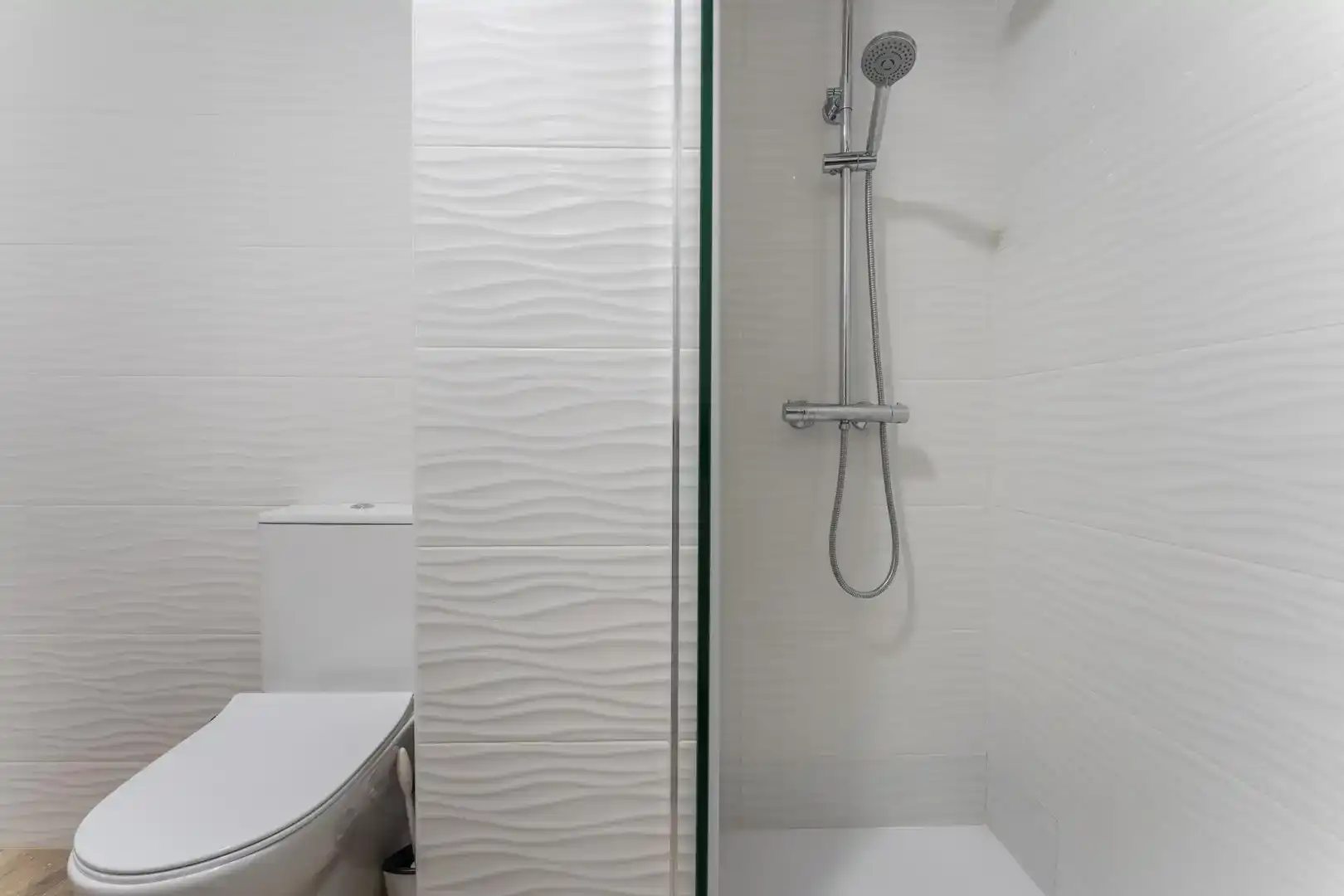 Bathroom of Flat for rent in Salou  with Air Conditioner, Parquet flooring and Furnished
