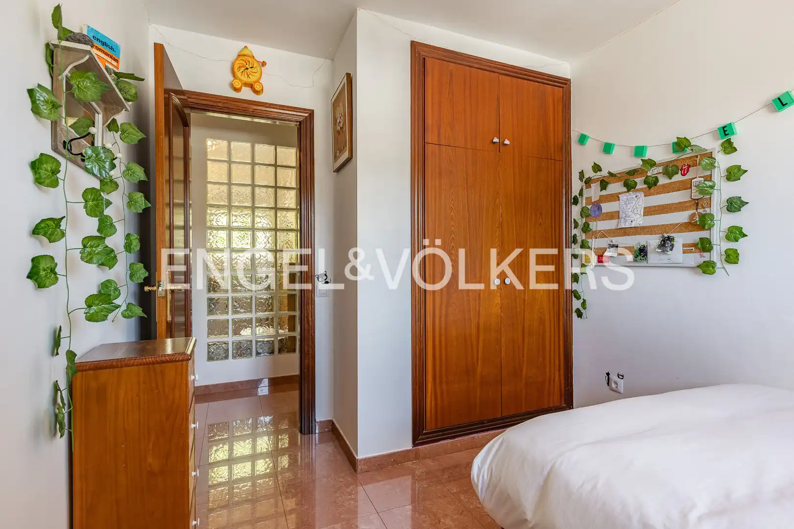 Dormitori de Casa o xalet en venda en Sant Fost de Campsentelles amb Calefacció, Jardí privat i Parquet