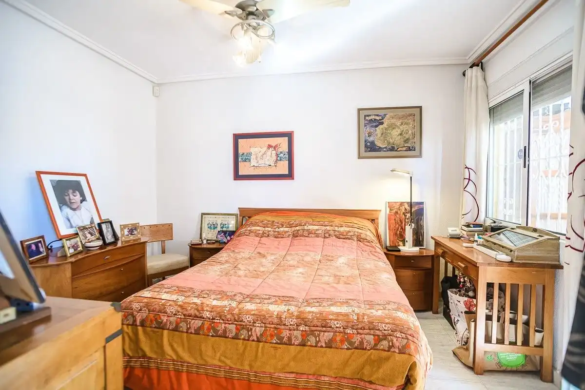 Dormitori de Apartament en venda en Orihuela
