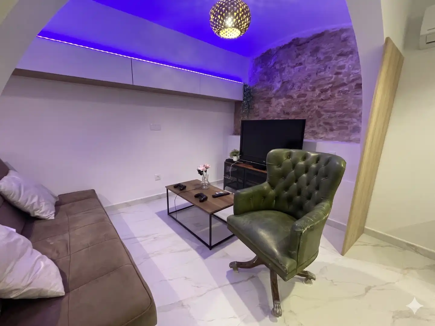 Sala d'estar de Pis en venda en Badalona amb Moblat, Forn i Rentadora