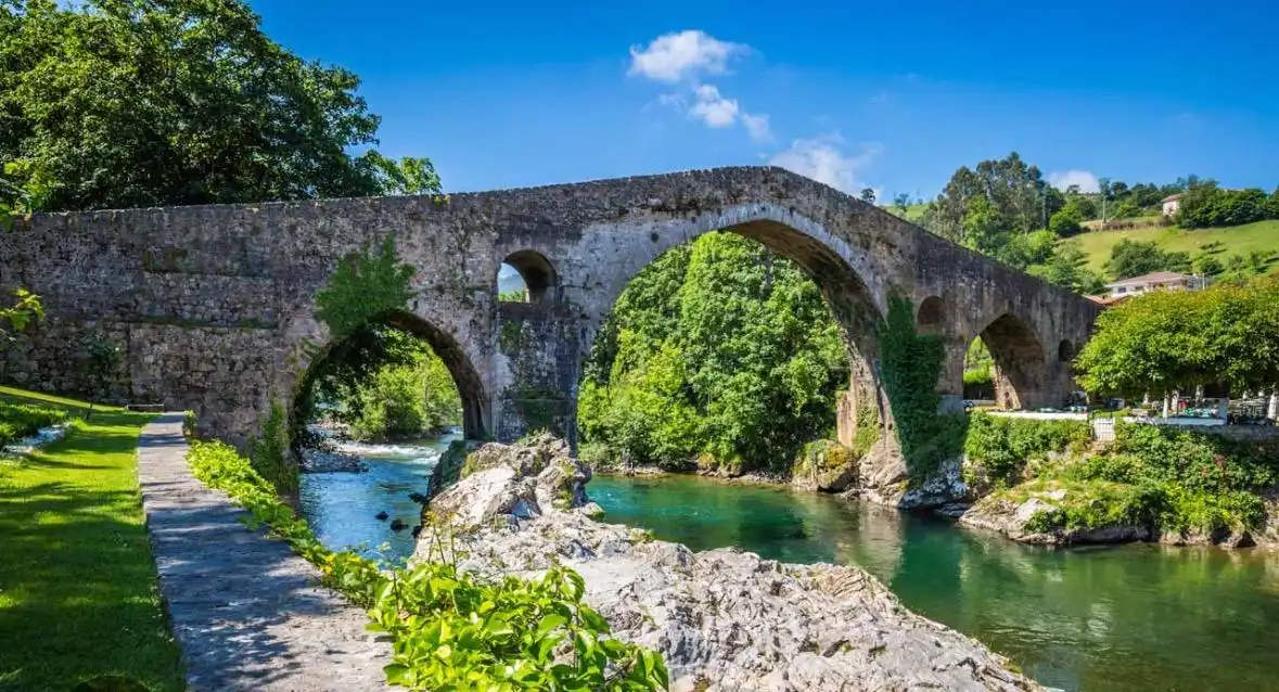 Hotel zum Verkauf in Cangas de Onís, imagen 2