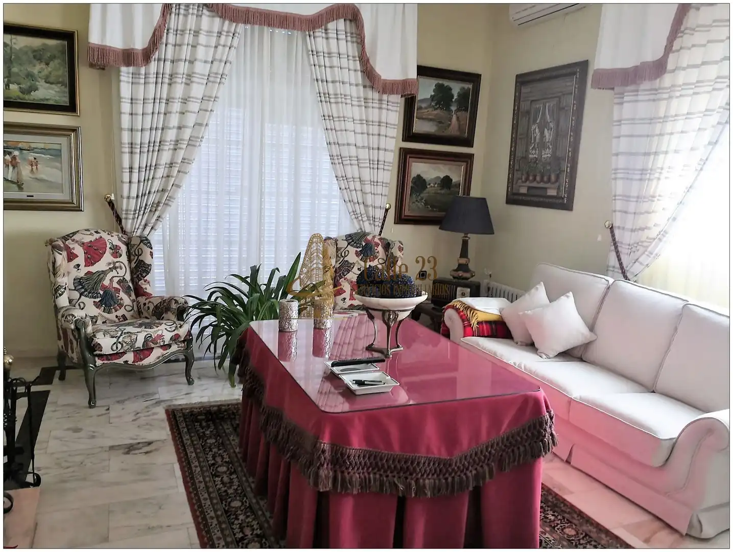 Sala de estar de Edificio en venta en Huelva