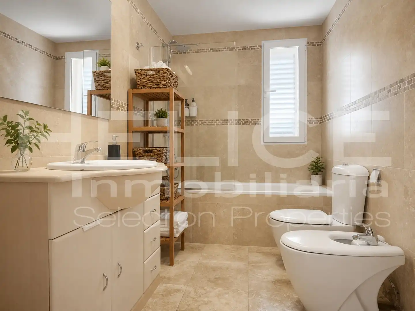 Houses for sale in Carrer Illes Columbretes, 31, Cumbres de Calicanto