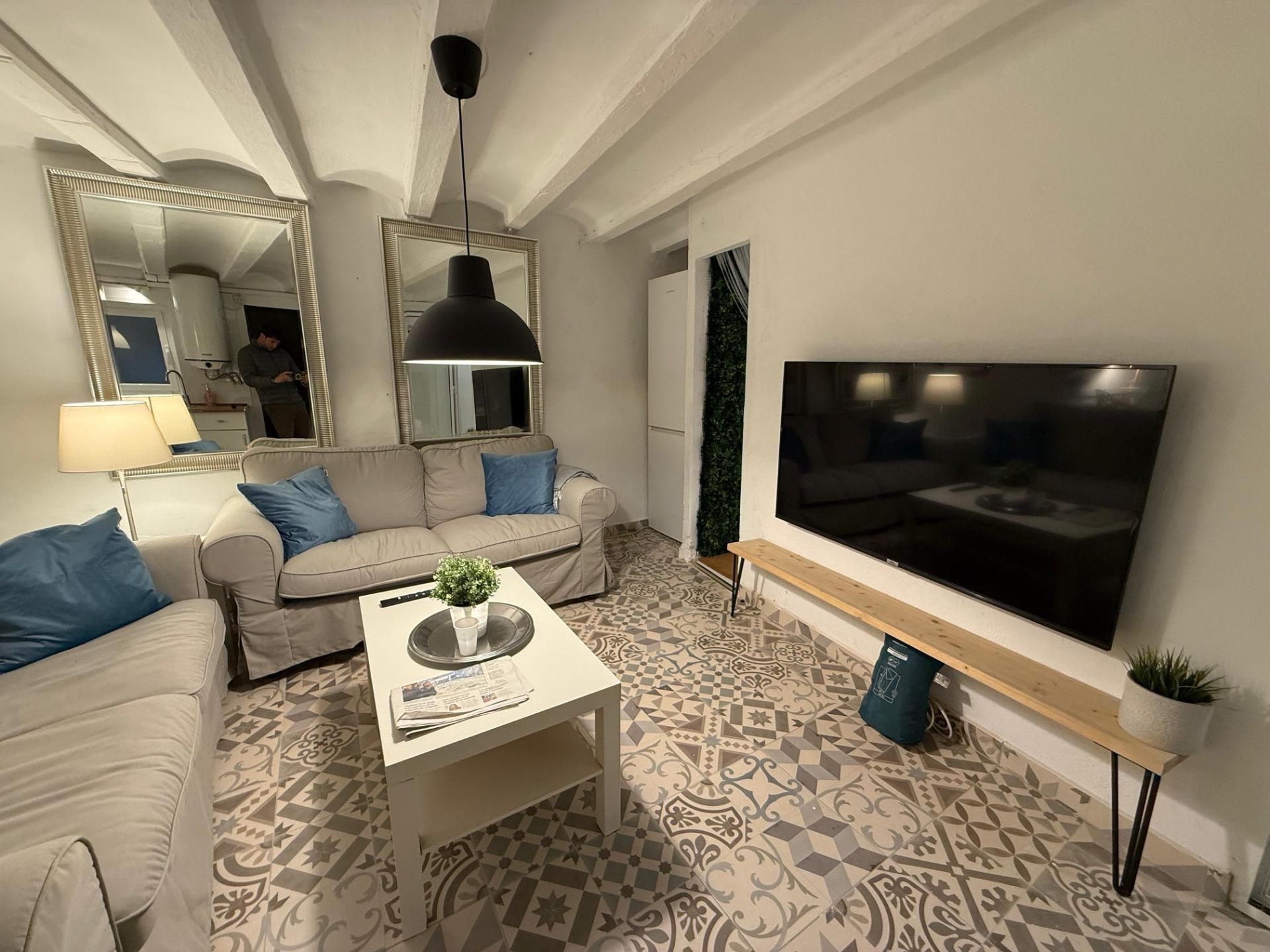 Sala d'estar de Planta baixa en venda en  Barcelona Capital amb Traster