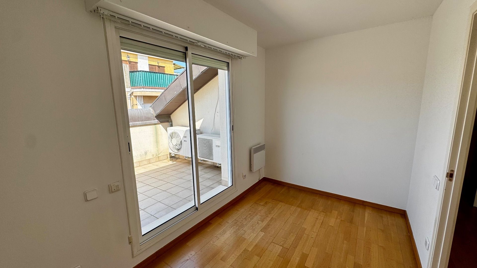 Bedroom of Duplex for sale in Terrassa  with Air Conditioner, Heating and Storage room