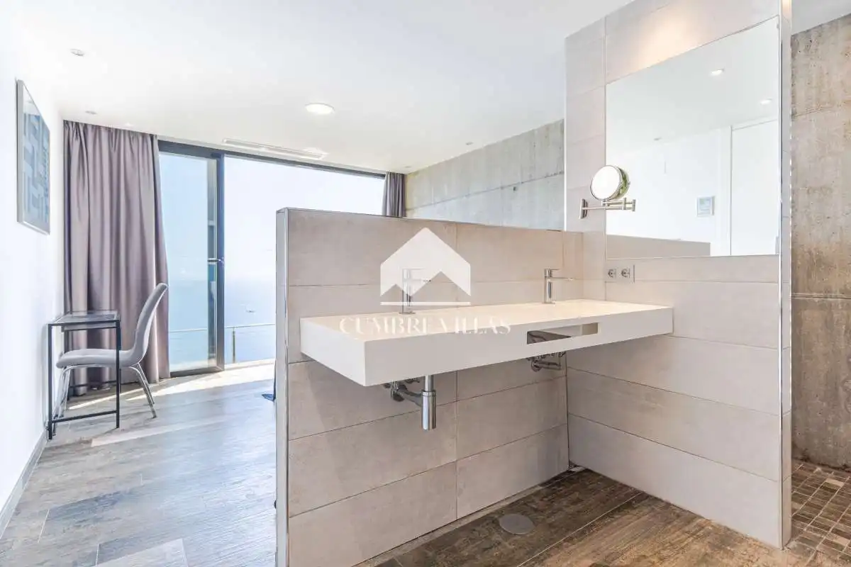 Bathroom of Houses for sale in Salobreña  with Private garden, Terrace and Storage room