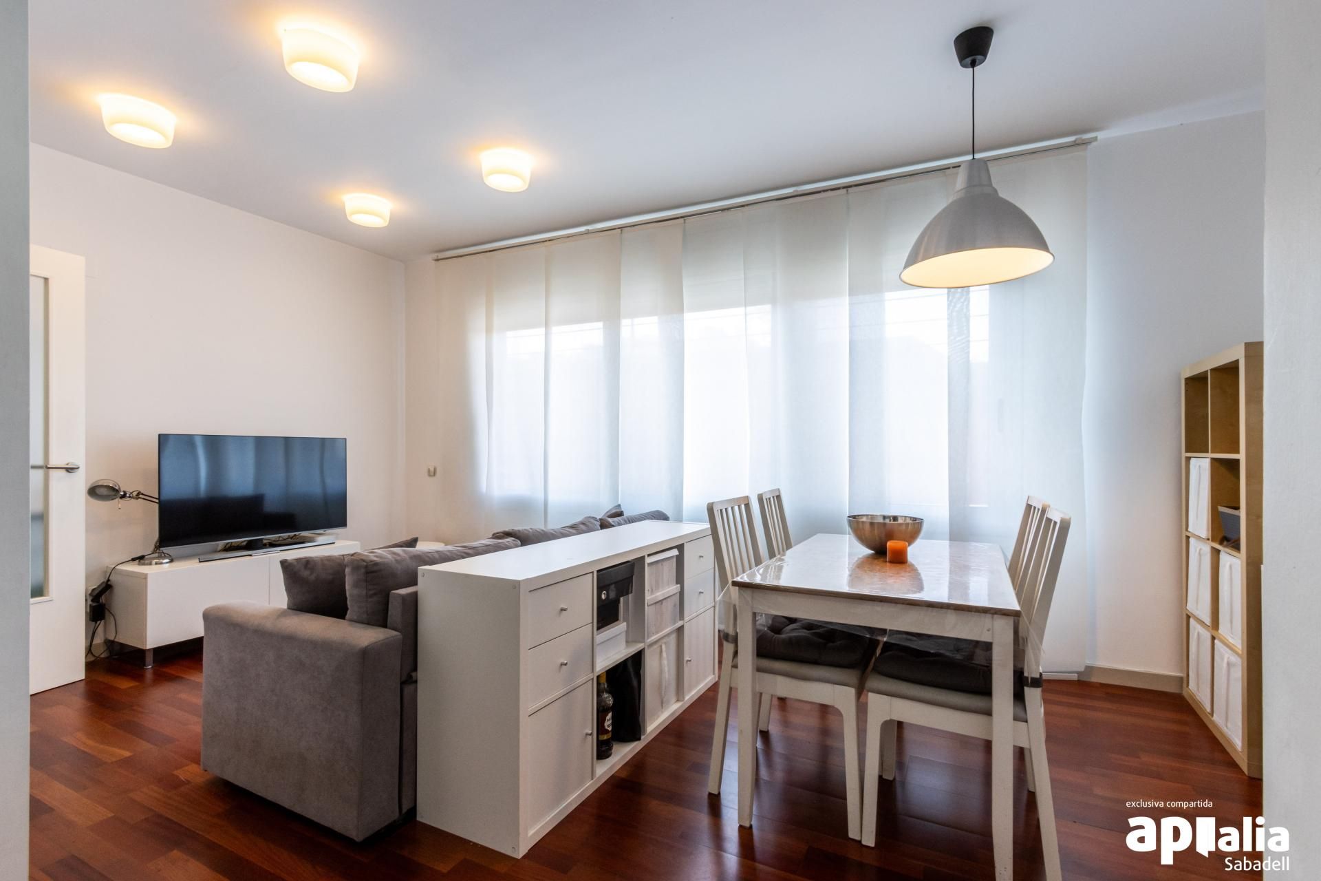 Sala de estar de Piso en venta en Sabadell con Aire acondicionado, Parquet y Horno