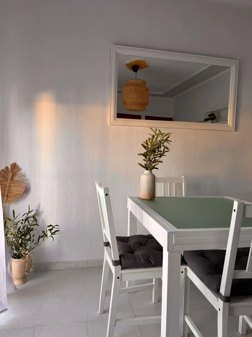Comedor de Piso en venta en Castuera con Amueblado, Horno y Lavadora