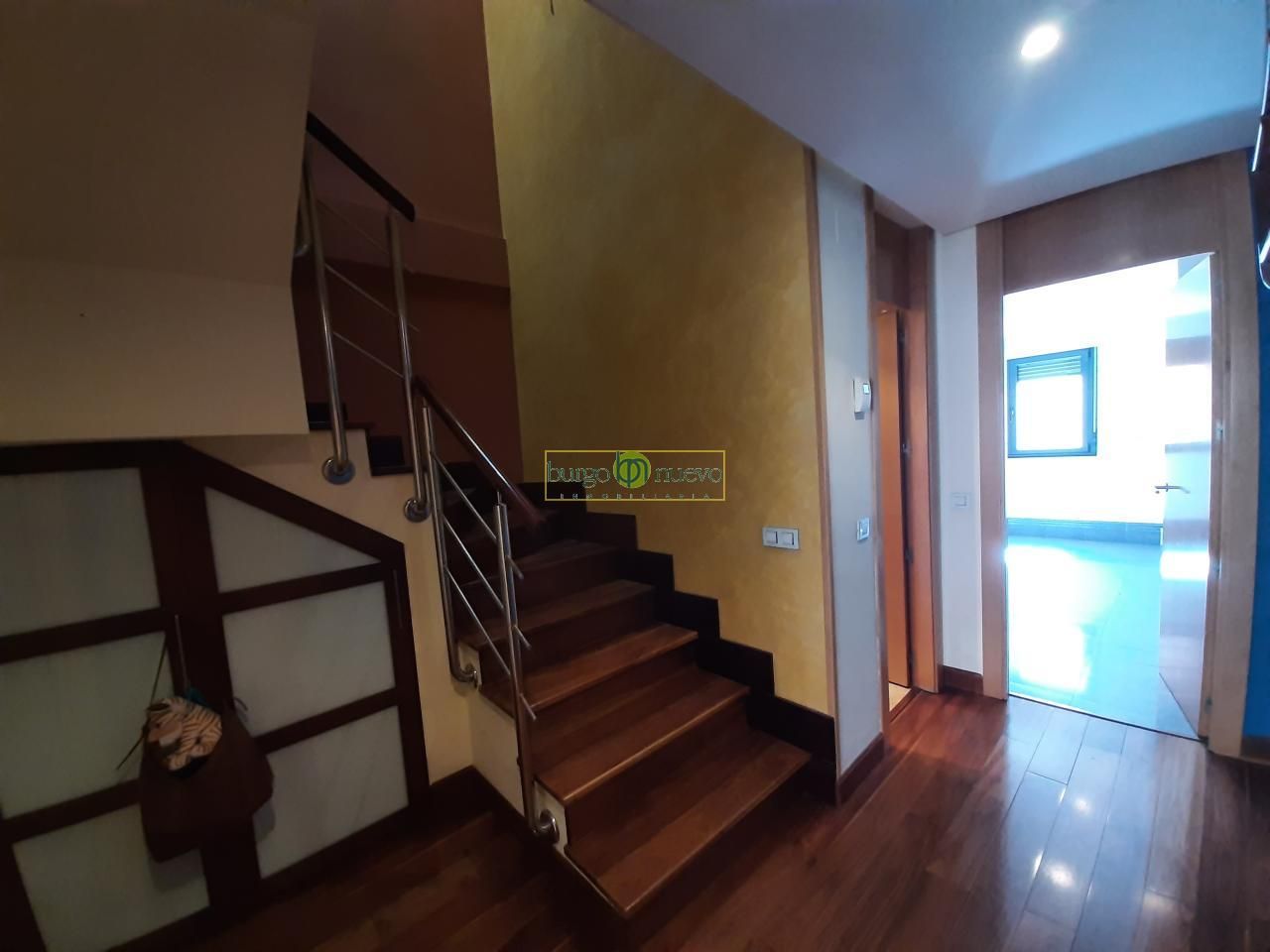 Dúplex de alquiler en León Capital  con Aire acondicionado, Calefacción y Trastero