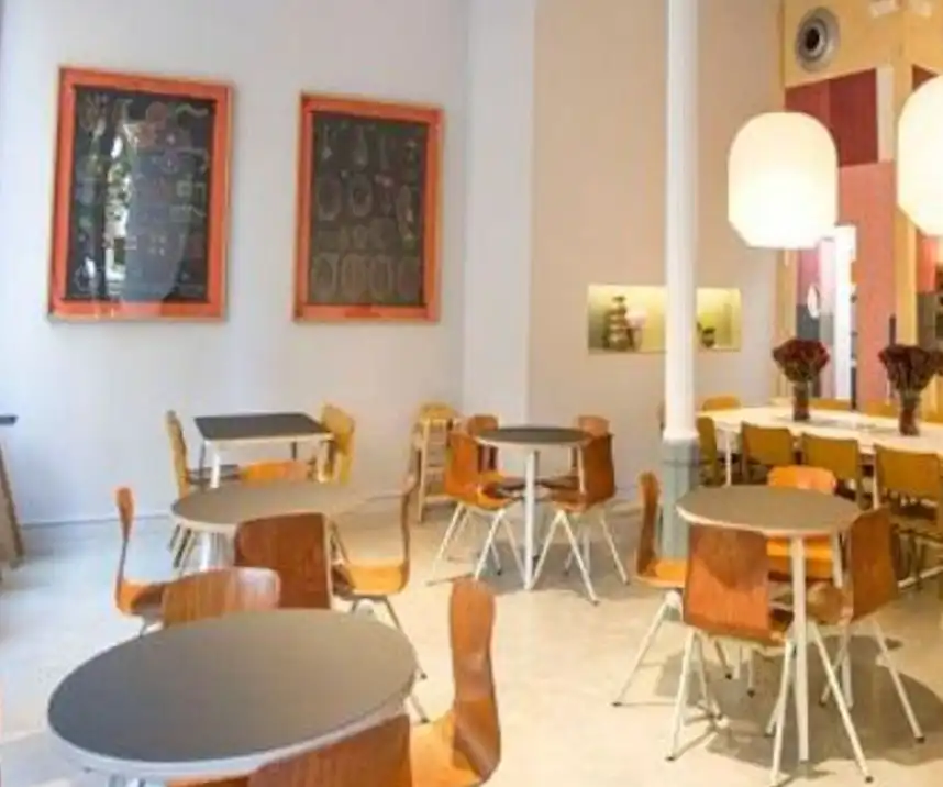 Business premises for transfer in Chamberí