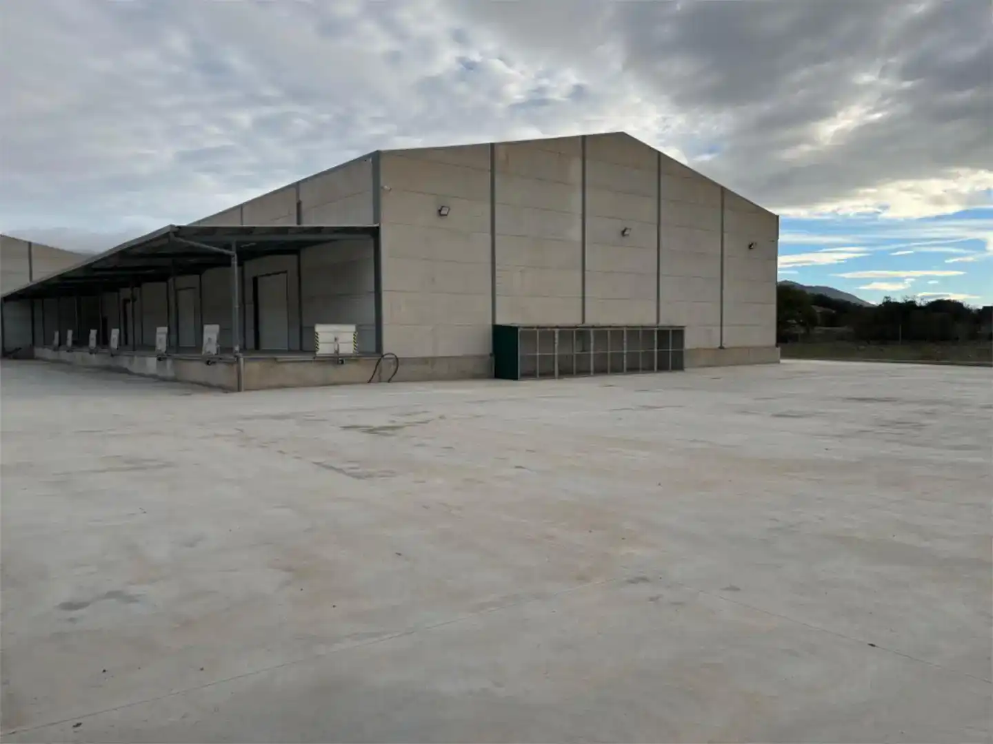 Exterior view of Industrial buildings for rent in Zafarraya