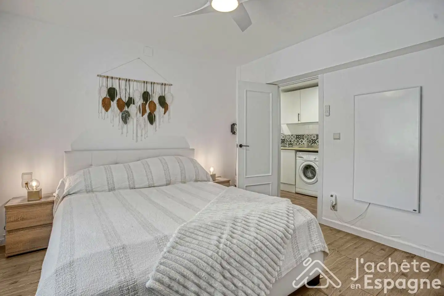 Dormitori de Casa o xalet en venda en Alzira amb Aire condicionat, Calefacció i Jardí privat