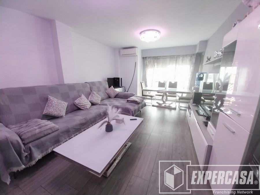 Living room of Flat for sale in Torrent  with Air Conditioner