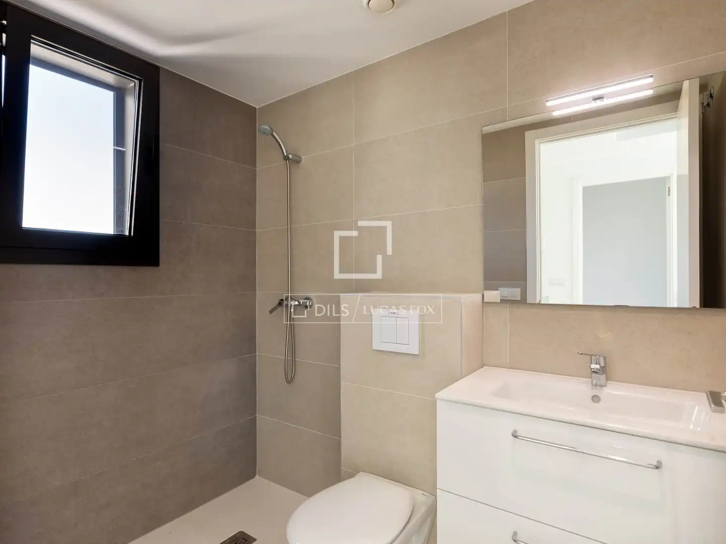 Chalet con piscina en venta en Requesens, imagen 14