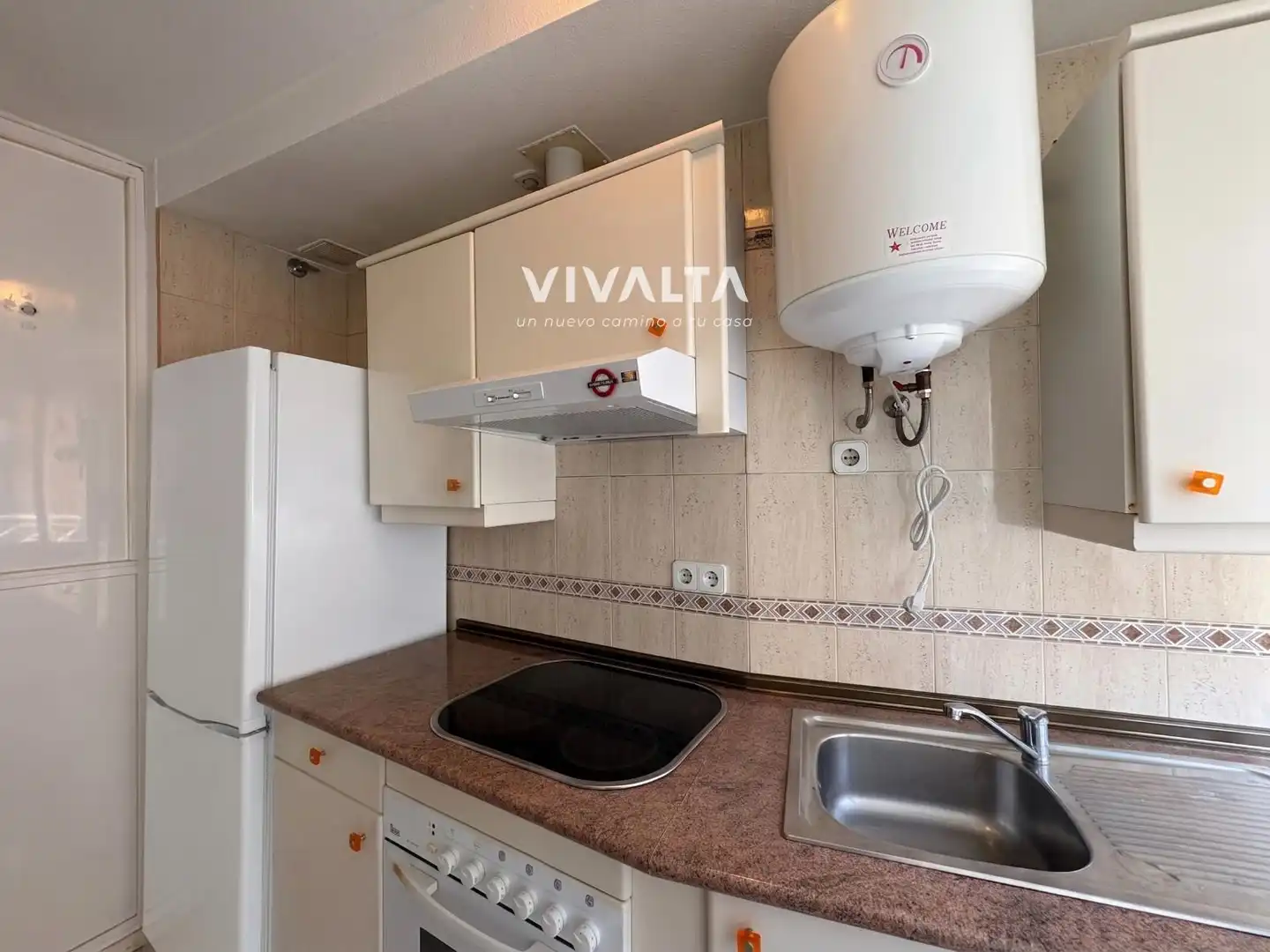 Cocina de Estudio en venta en Madrid con Aire acondicionado y Amueblado