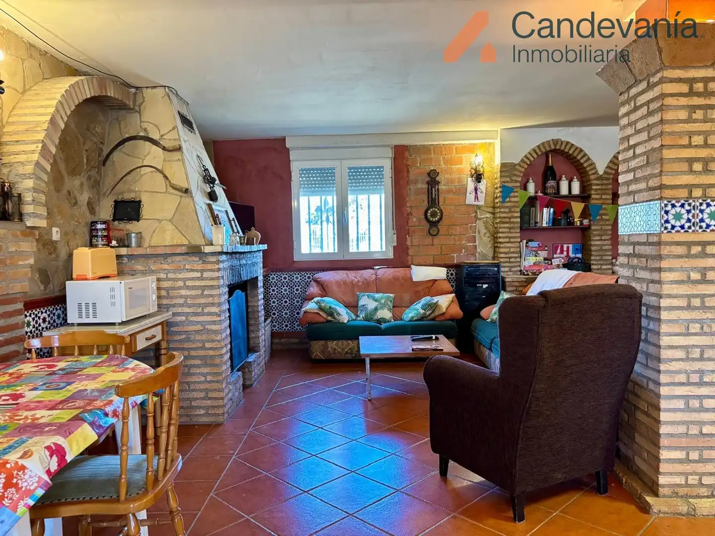 Sala de estar de Casa o chalet en venta en San Mateo de Gállego con Aire acondicionado, Calefacción y Jardín privado