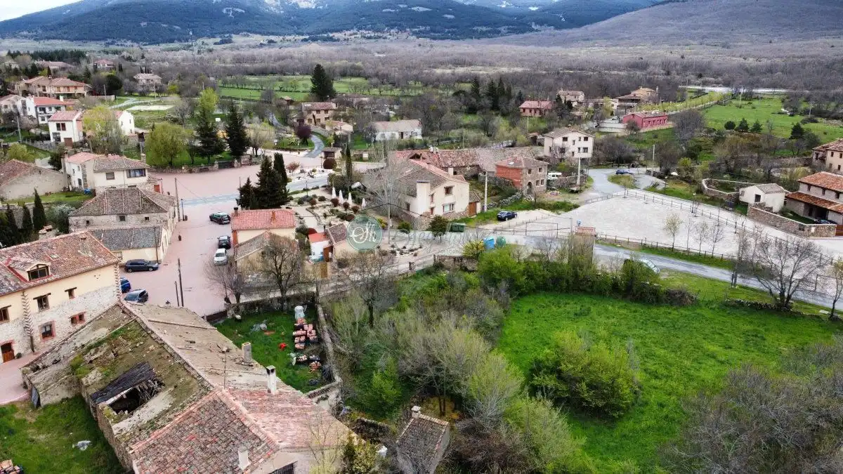Terreni e lotti in vendita a Sotosalbos, imagen 5
