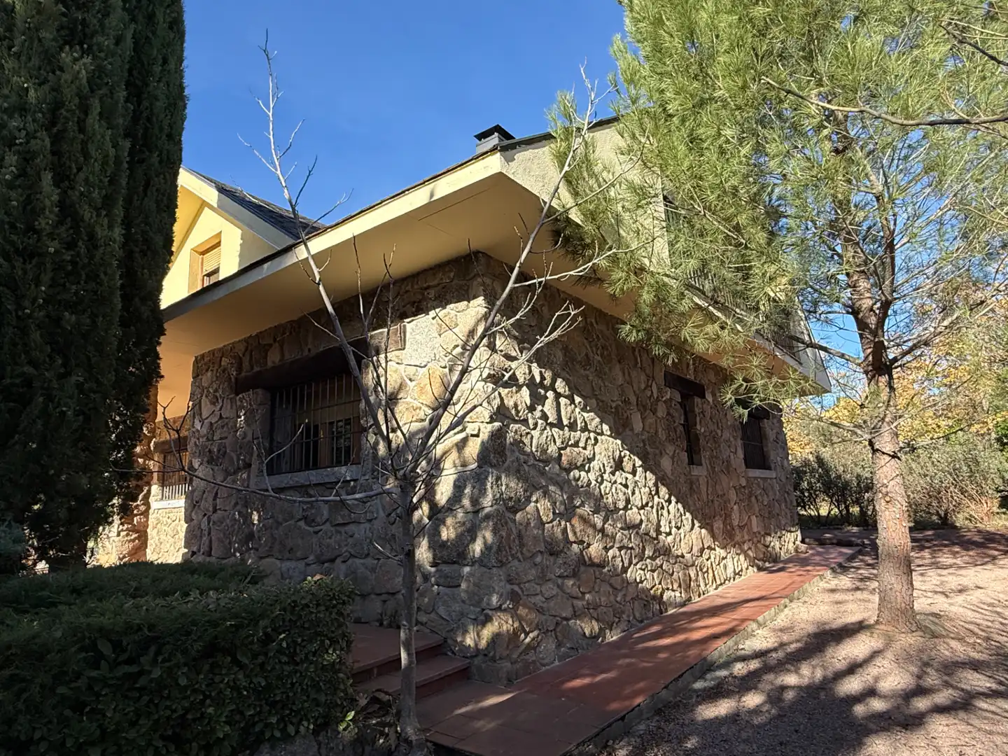 Vista exterior de Casa o chalet en venta en Navacerrada con Calefacción, Jardín privado y Terraza