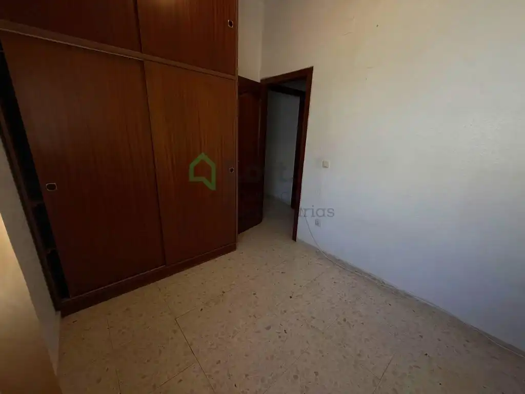 Wohnung zur Miete in Calle Cordero El, Pardaleras