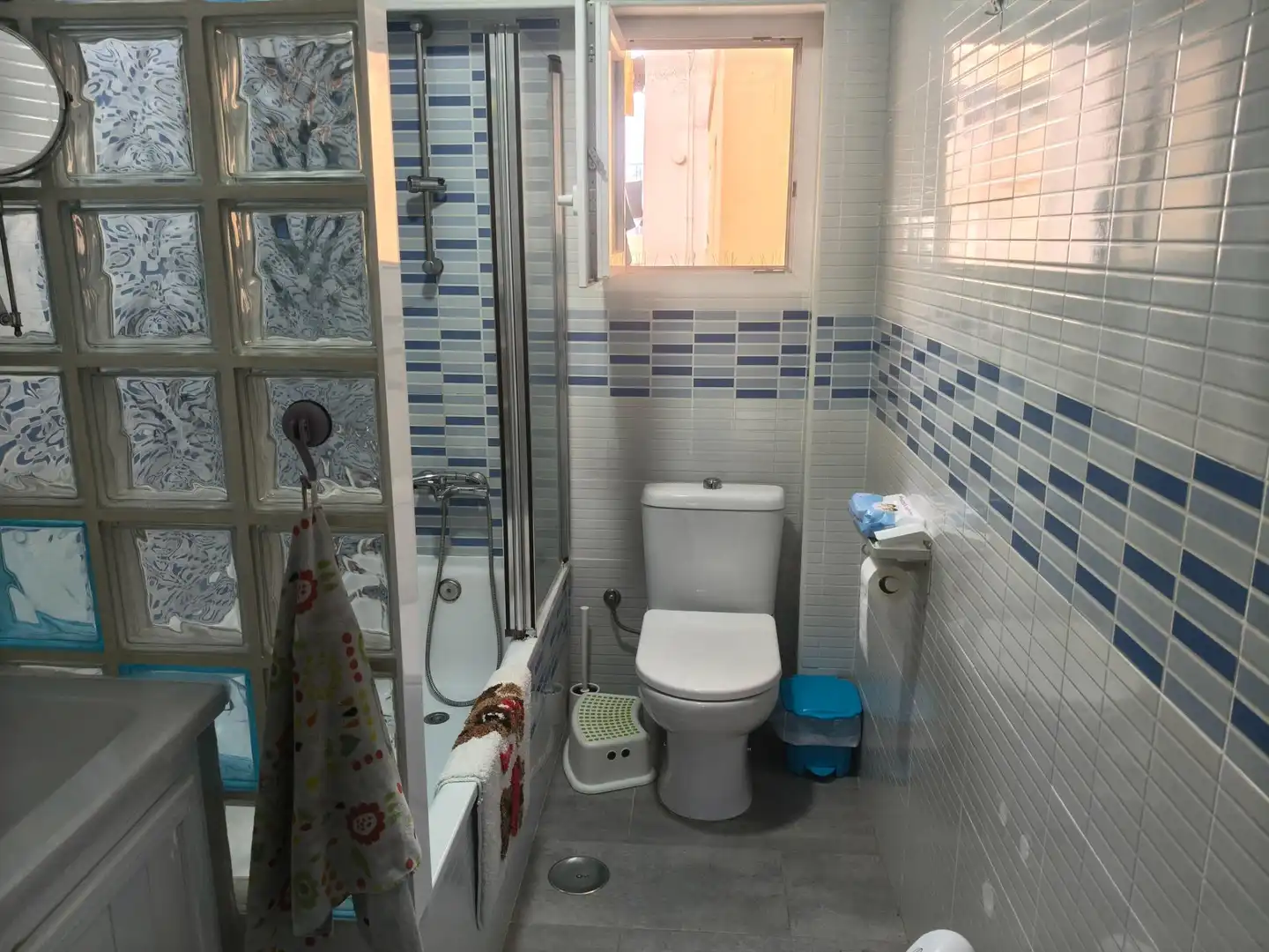 Bathroom of Flat for sale in Puerto Real