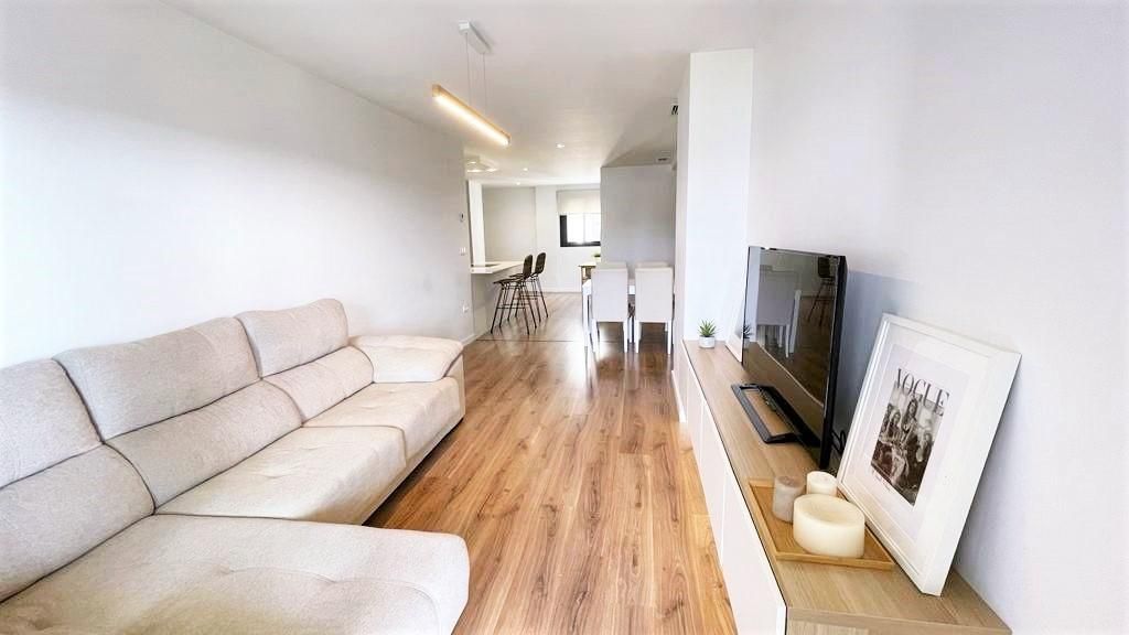 Sala de estar de Piso de alquiler en Elche / Elx con Aire acondicionado, Terraza y Amueblado