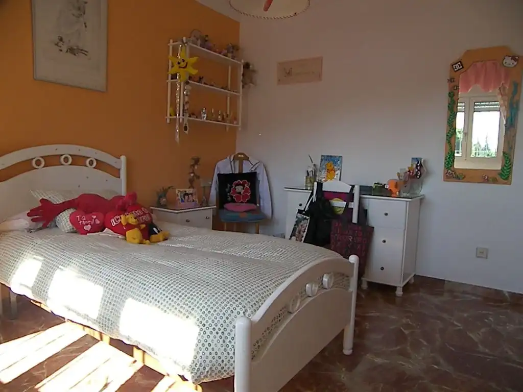 Habitación de Casa o chalet en venta en Alhaurín de la Torre con Aire acondicionado, Jardín privado y Terraza