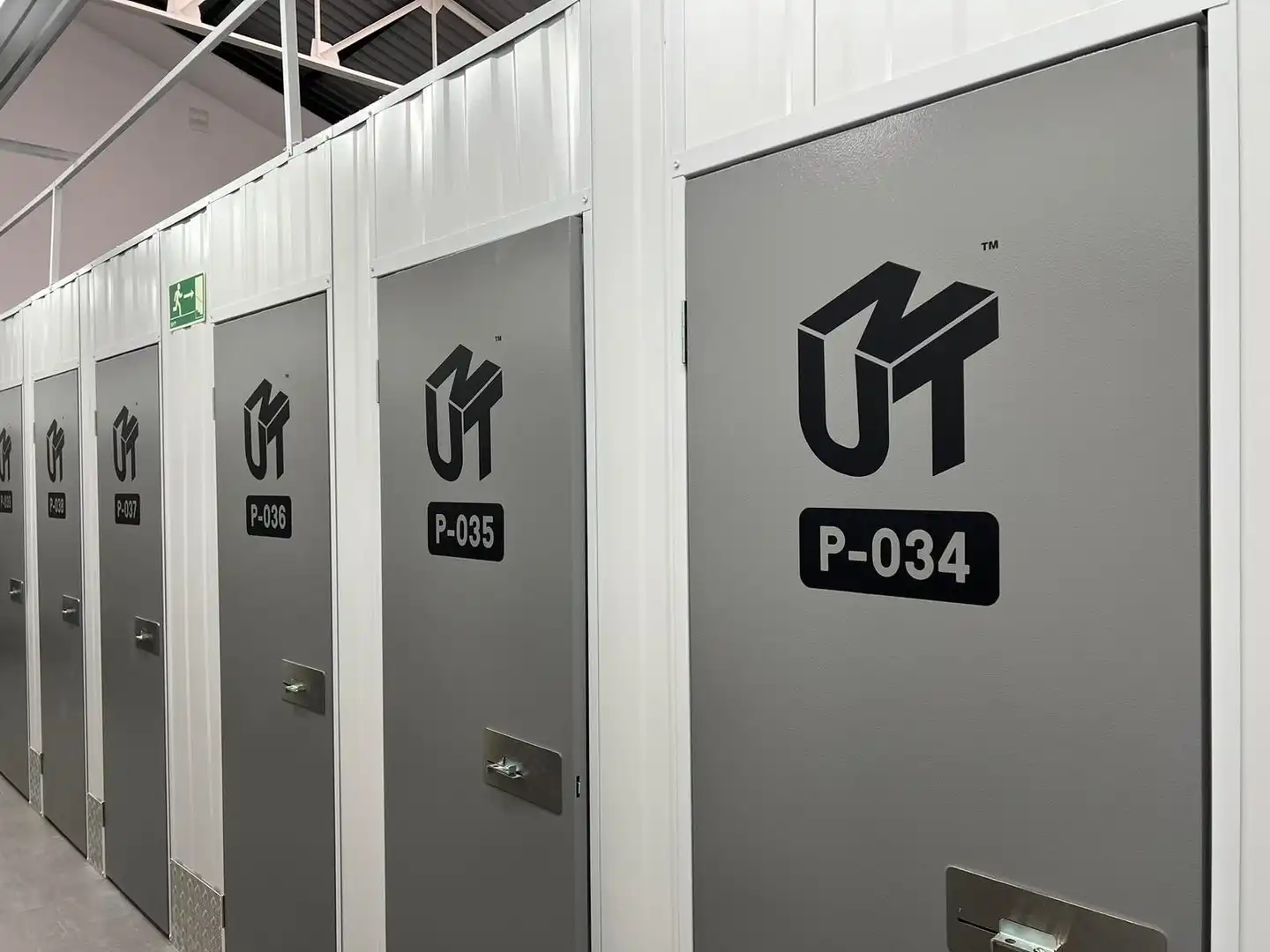 Storage room for rent in Madrid  with Alarm