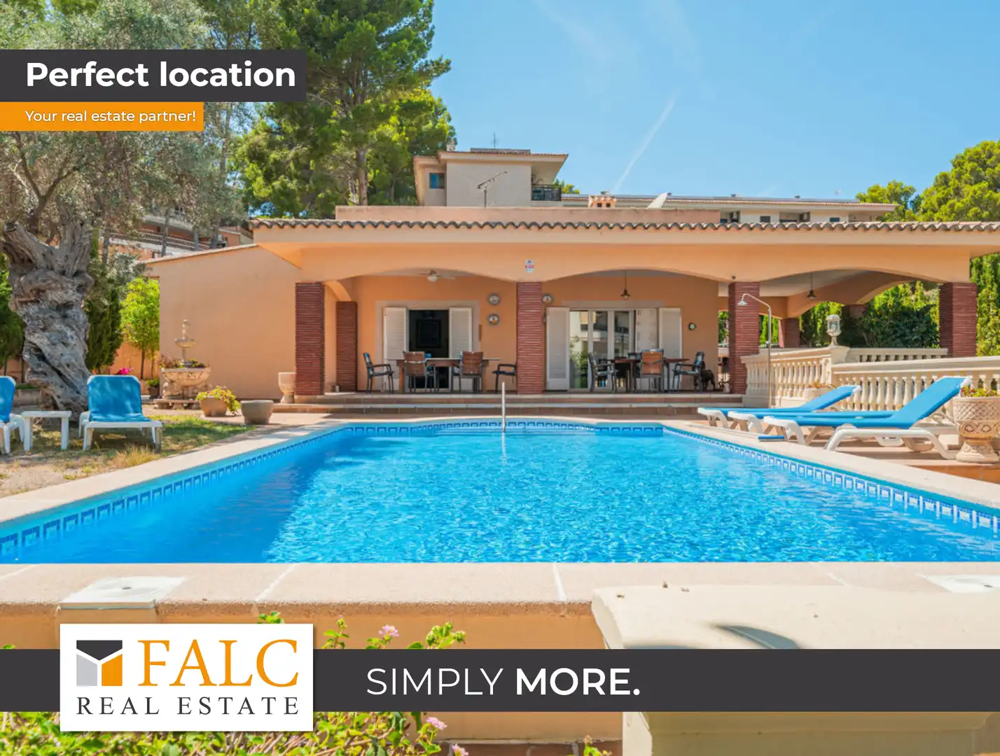 Casa rústica con piscina en venta en Costa de la Calma