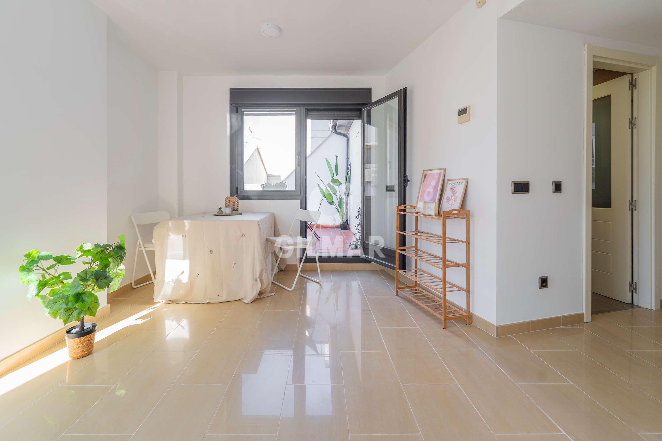 Estudi en venda en  Madrid Capital amb Calefacció, Traster i Balcó