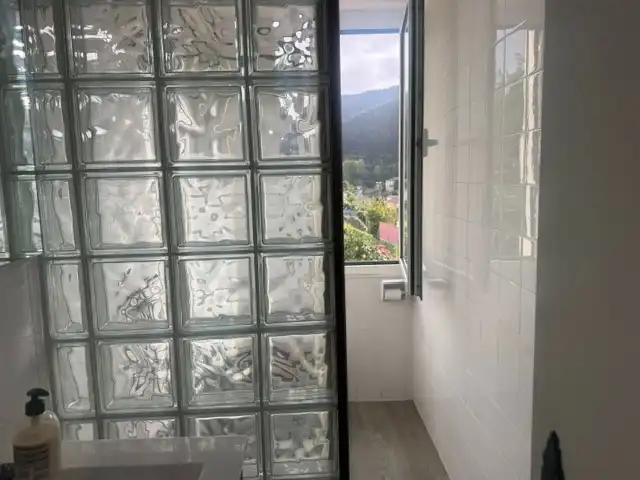 Bany de Finca rústica en venda en Vegadeo amb Calefacció, Jardí privat i Terrassa