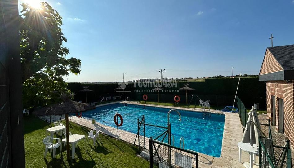 Photo 1 of Single-family semi-detached for sale in Parque Coimbra, Madrid