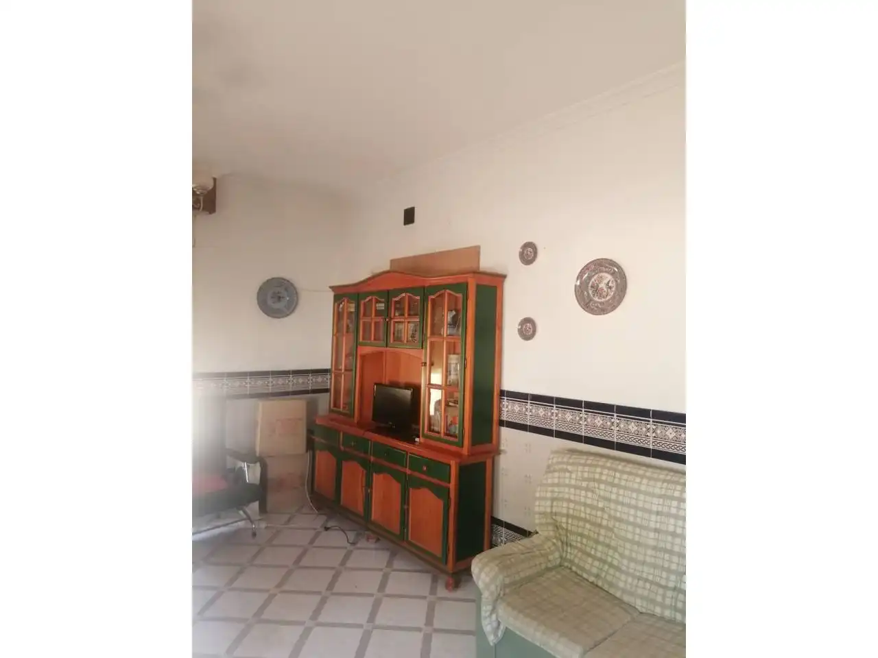 Sala d'estar de Casa o xalet en venda en Dos Hermanas amb Jardí privat, Terrassa i Piscina