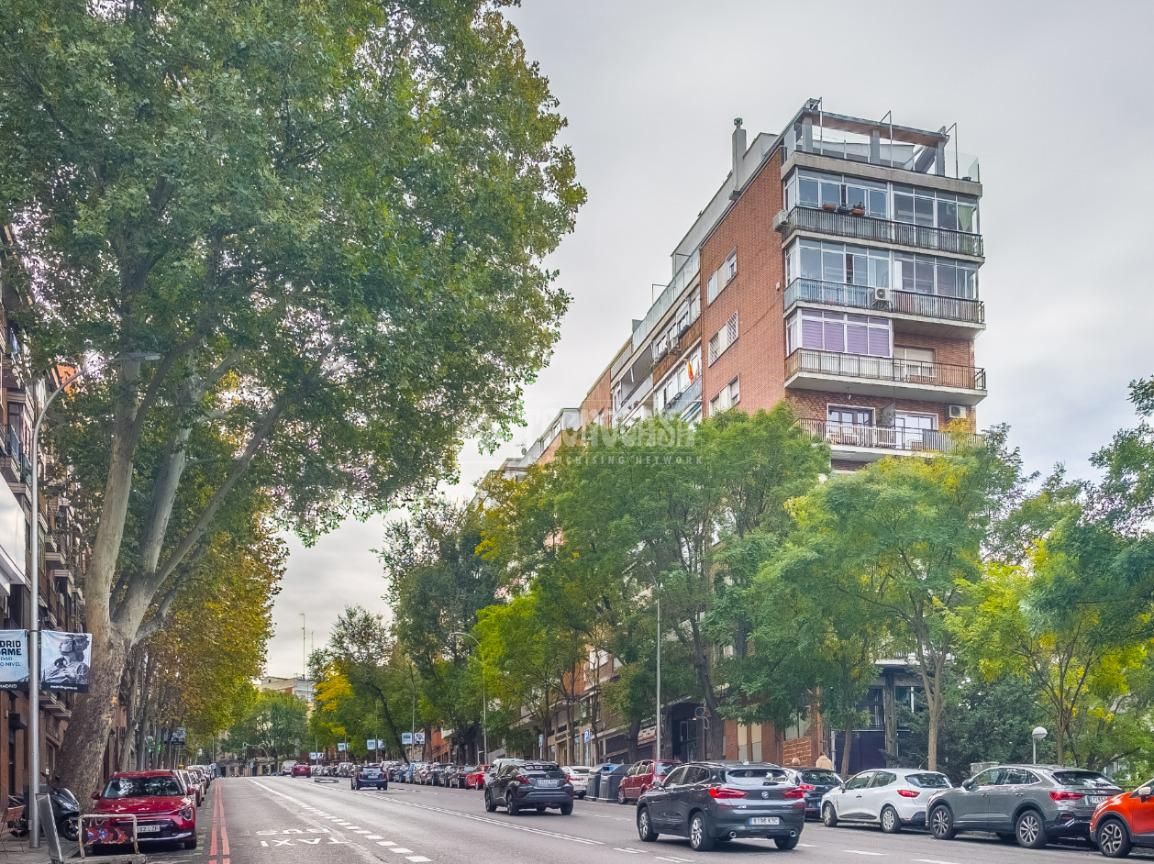 Vista exterior de Piso en venta en  Madrid Capital con Aire acondicionado y Calefacción