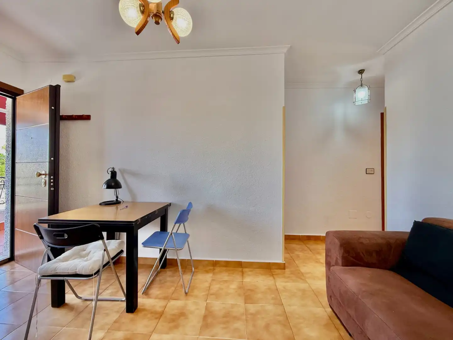Menjador de Casa o xalet en venda en San Pedro del Pinatar amb Aire condicionat, Jardí privat i Terrassa