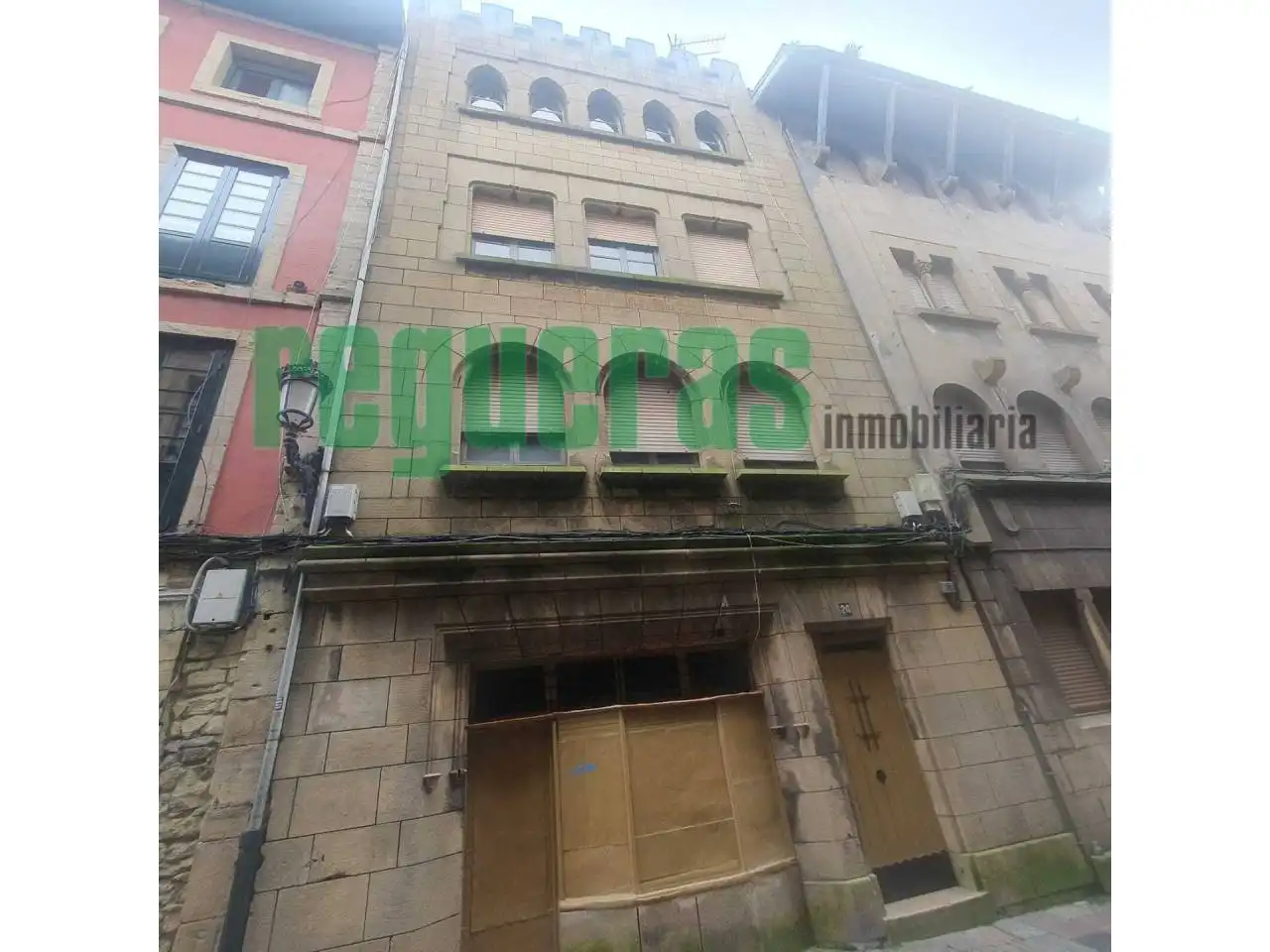 Gemischtgenutztes Gebäude zum Verkauf in Ferrería, imagen 2