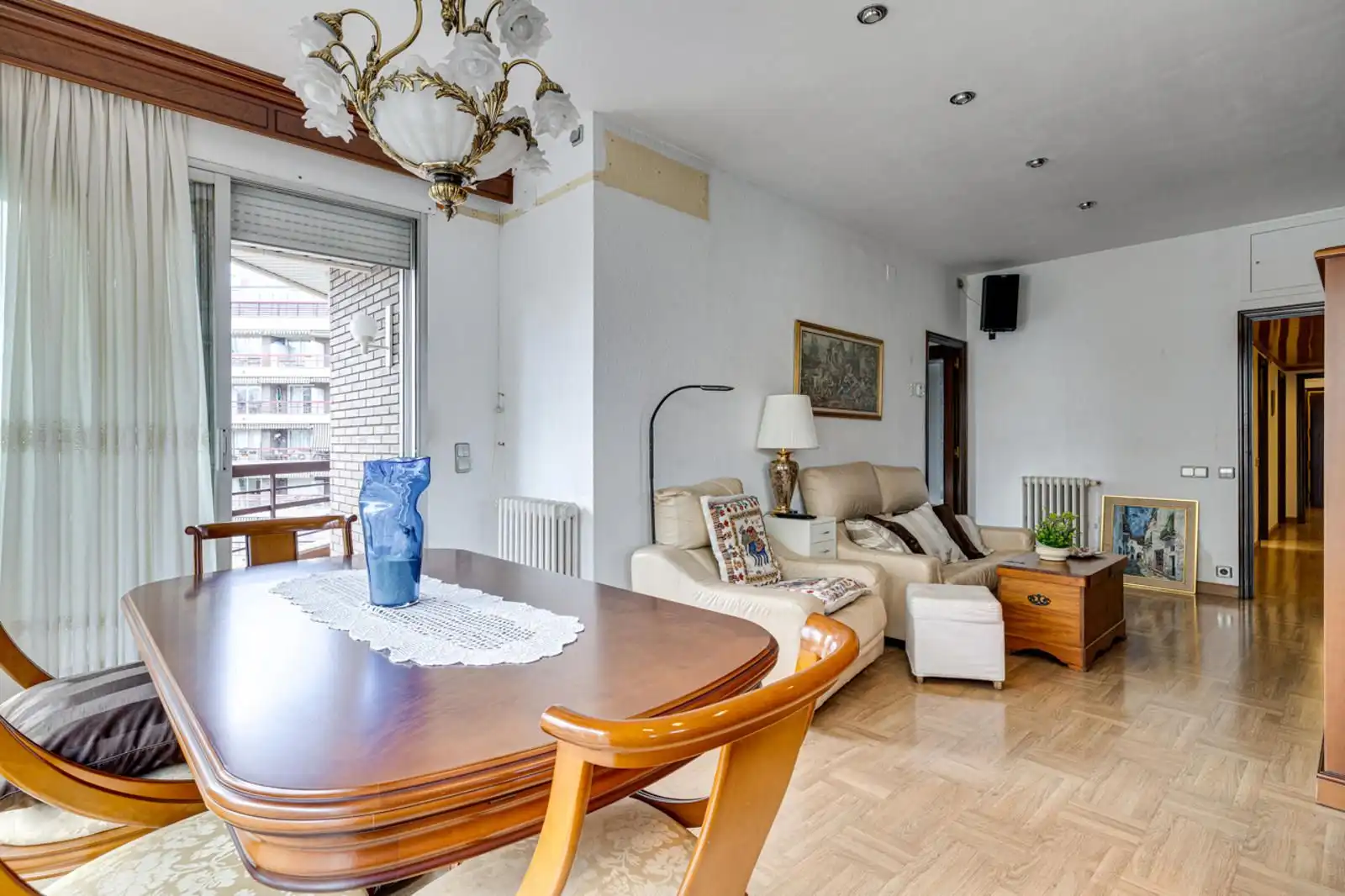 Piso con terraza en venta en COMTE URGELL, imagen 2
