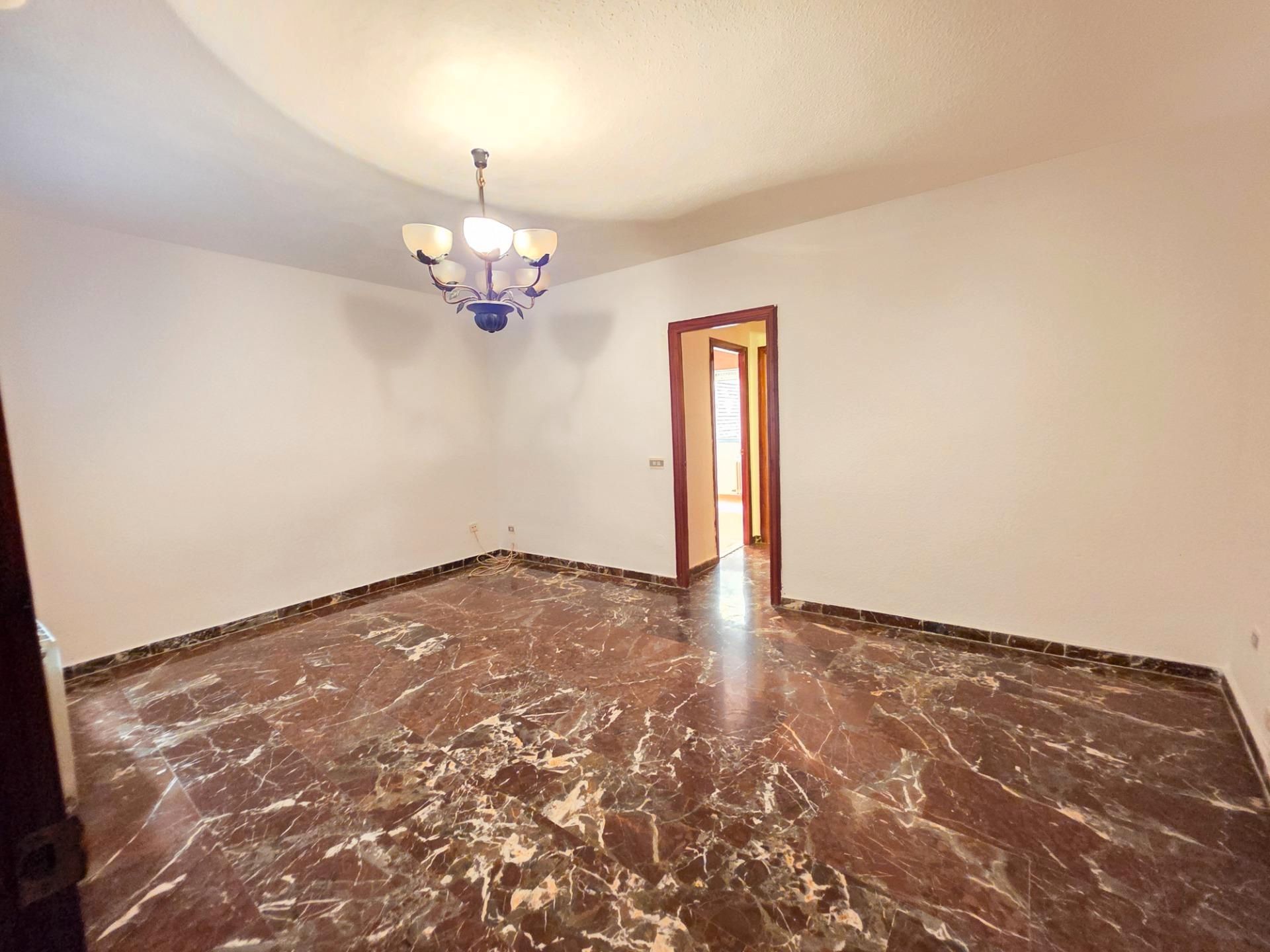 Flat for sale in  Jaén Capital  with Air Conditioner and Heating