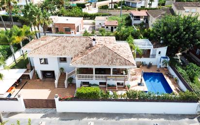 Vista exterior de Casa o xalet en venda en Dénia amb Aire condicionat, Terrassa i Piscina