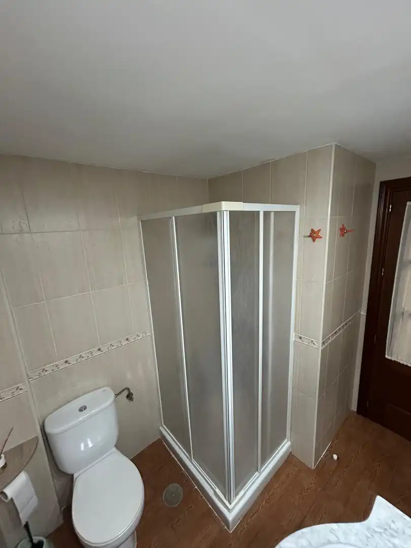 Bathroom of Ground floor for sale in Torremolinos  with Private garden, Terrace and Community pool