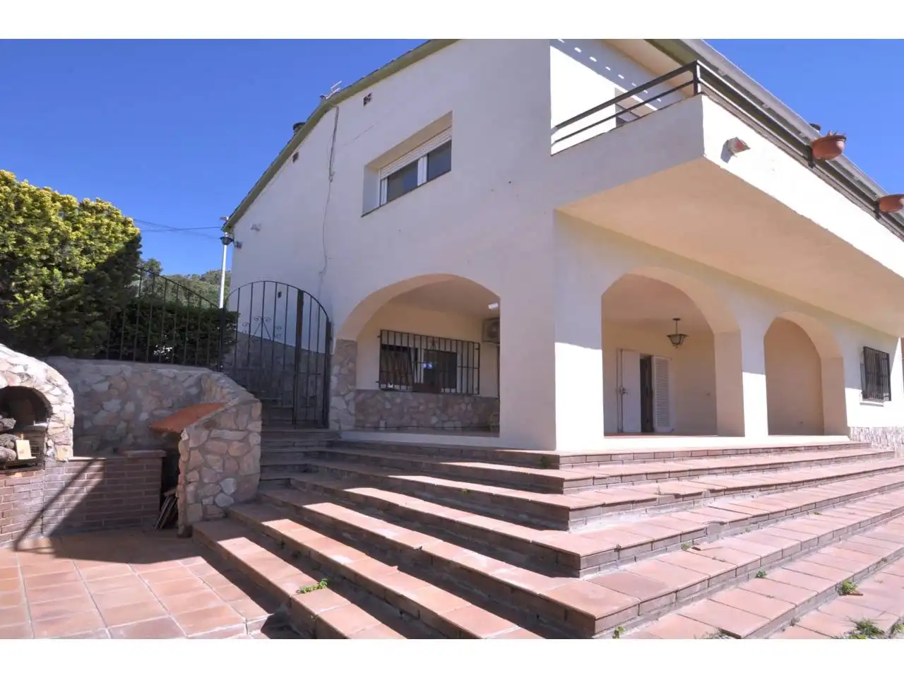 Vista exterior de Casa o xalet en venda en Lloret de Mar amb Aire condicionat, Calefacció i Jardí privat