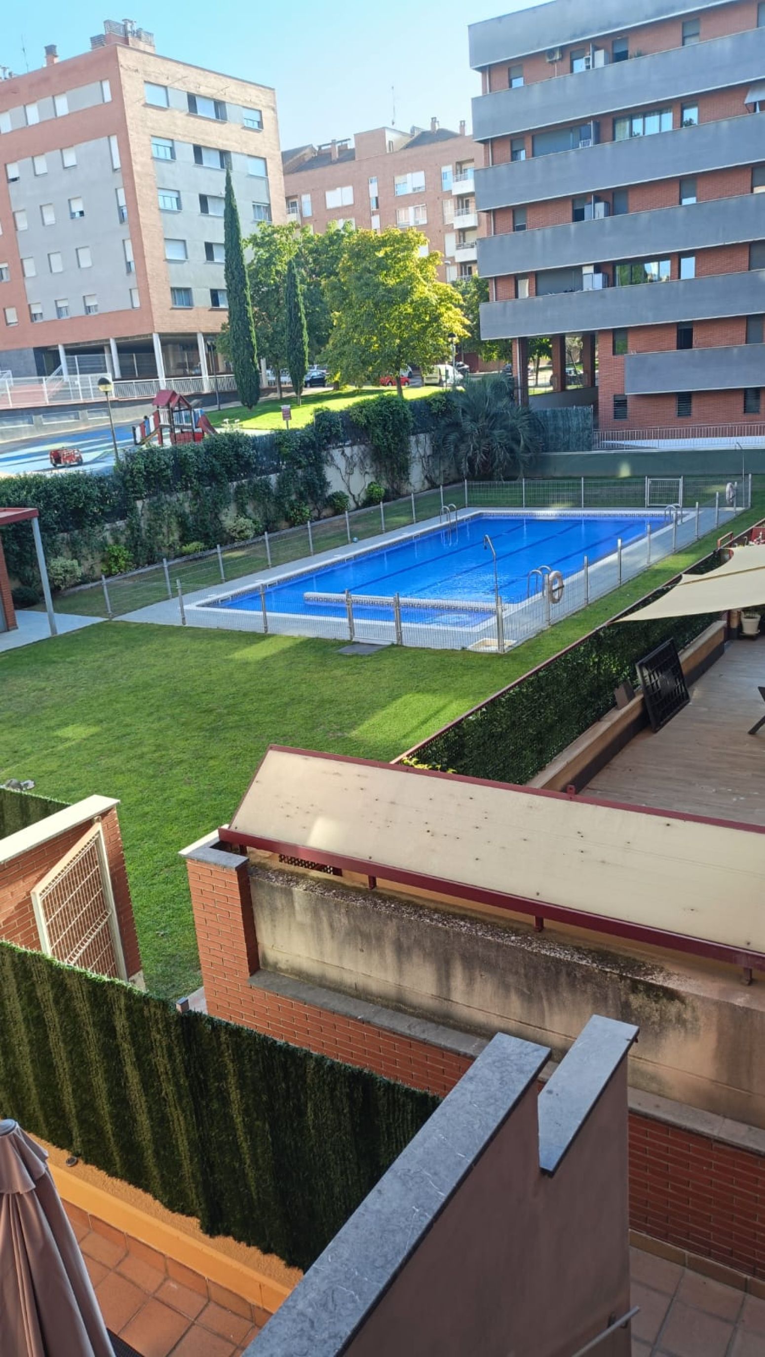 Swimming pool of Flat to rent in  Logroño  with Air Conditioner, Heating and Private garden