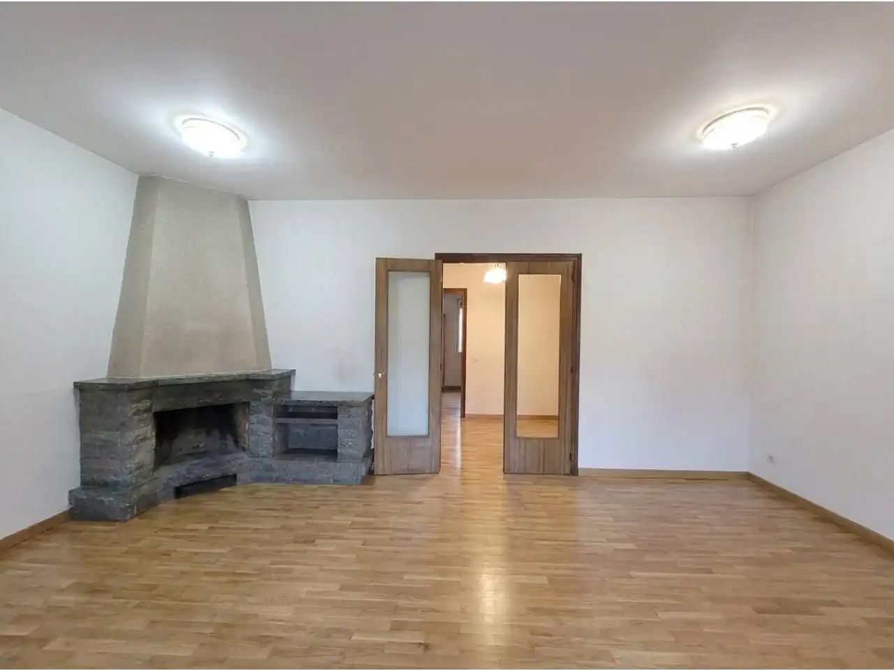 Sala de estar de Casa o chalet en venta en Santa Eulàlia de Riuprimer con Calefacción y Terraza