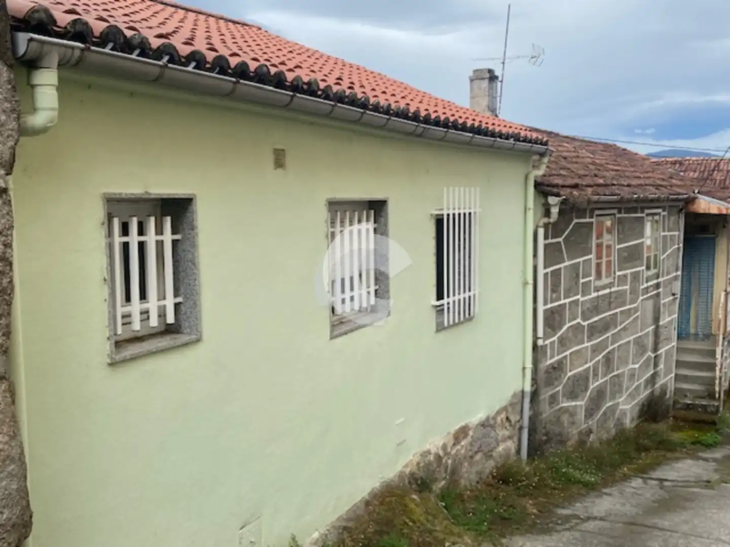 Vista exterior de Casa adosada en venta en Lobios