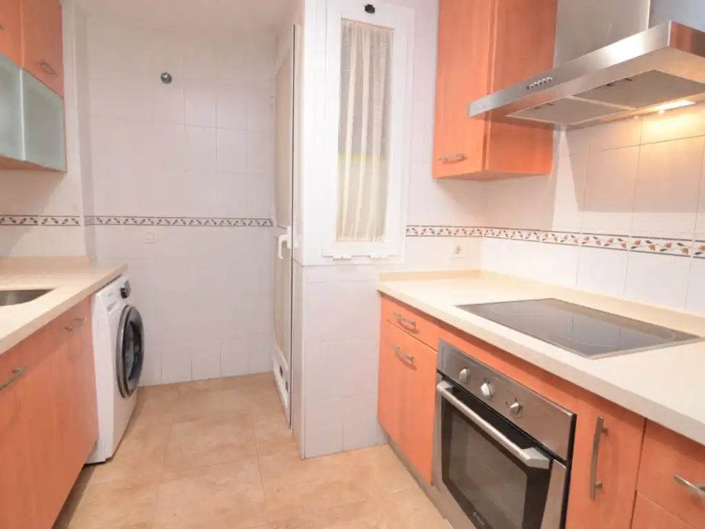 Cocina de Piso en venta en La Rinconada