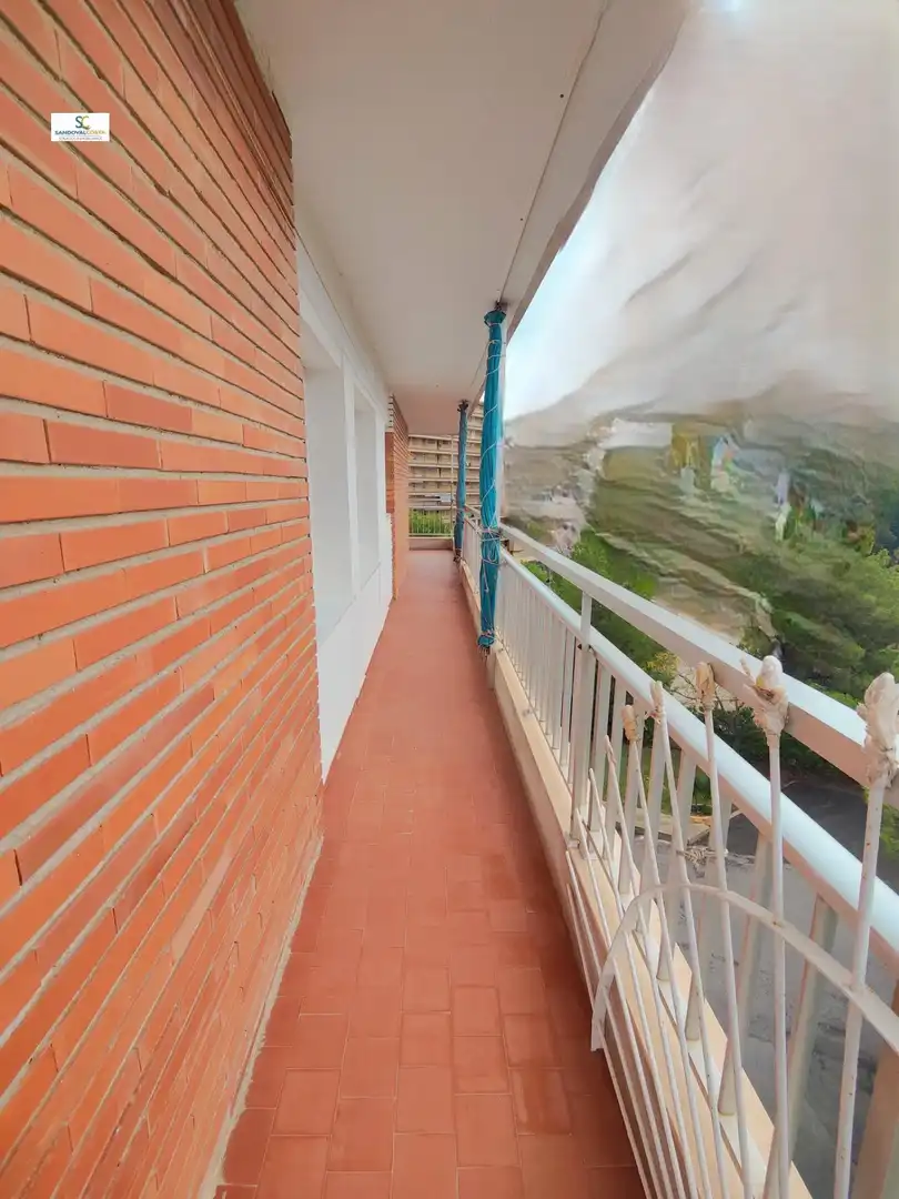 Terraza de Piso en venta en Alicante / Alacant con Terraza, Trastero y Piscina comunitaria