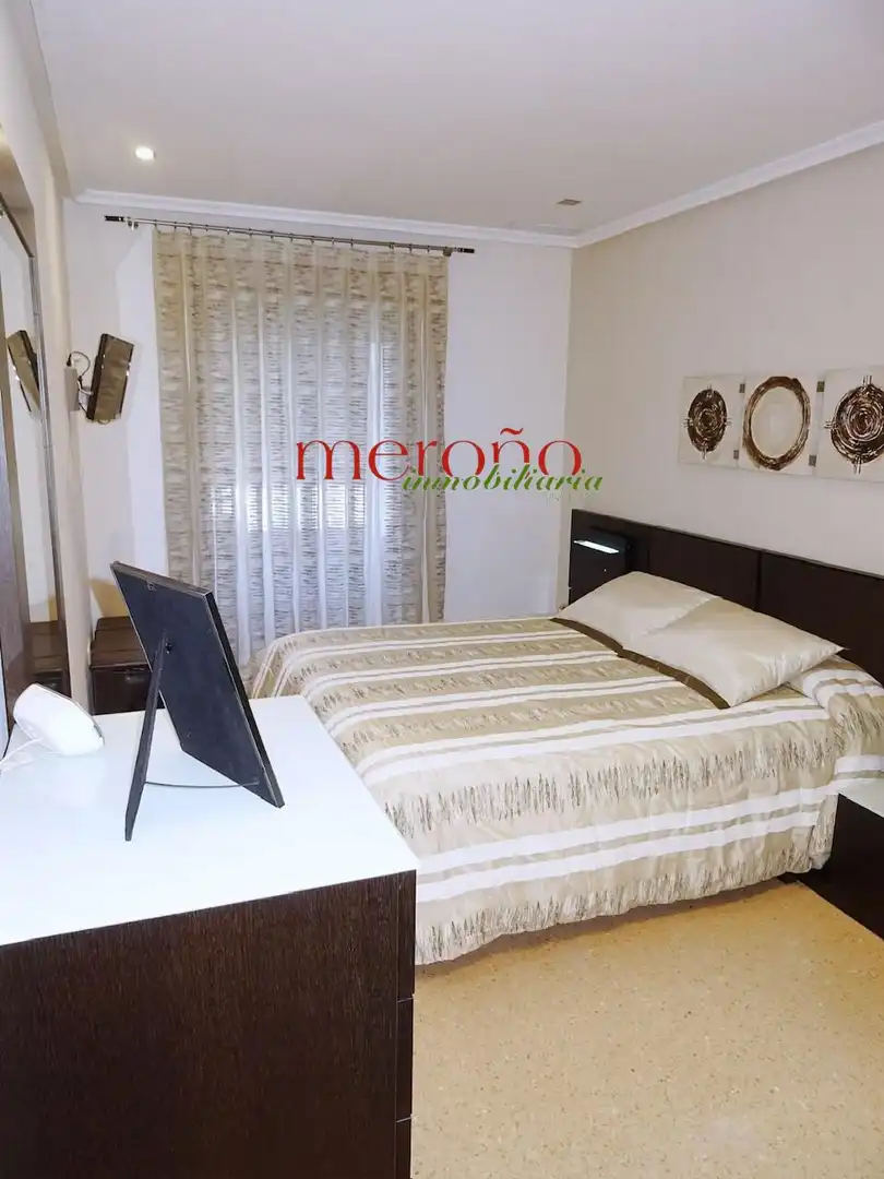 Habitación de Piso en venta en Elche / Elx con Aire acondicionado, Parquet y Amueblado