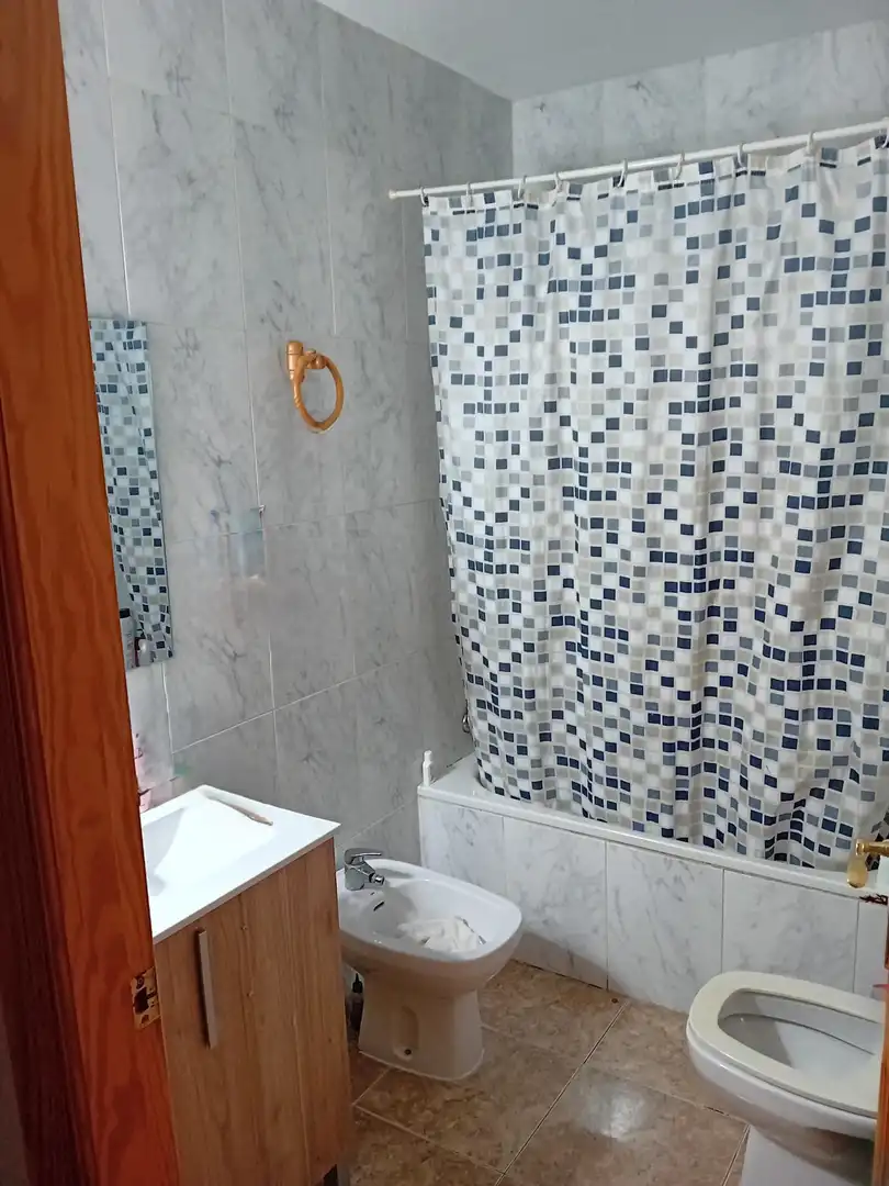 Baño de Casa adosada en venta en Los Alcázares con Aire acondicionado, Amueblado y Horno