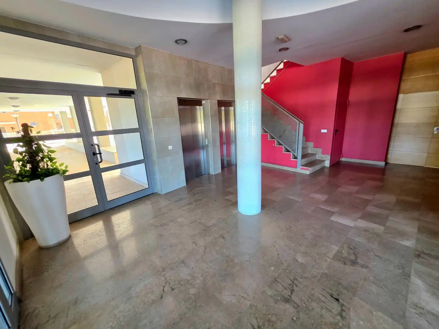 Piso con piscina en venta en Este, imagen 25
